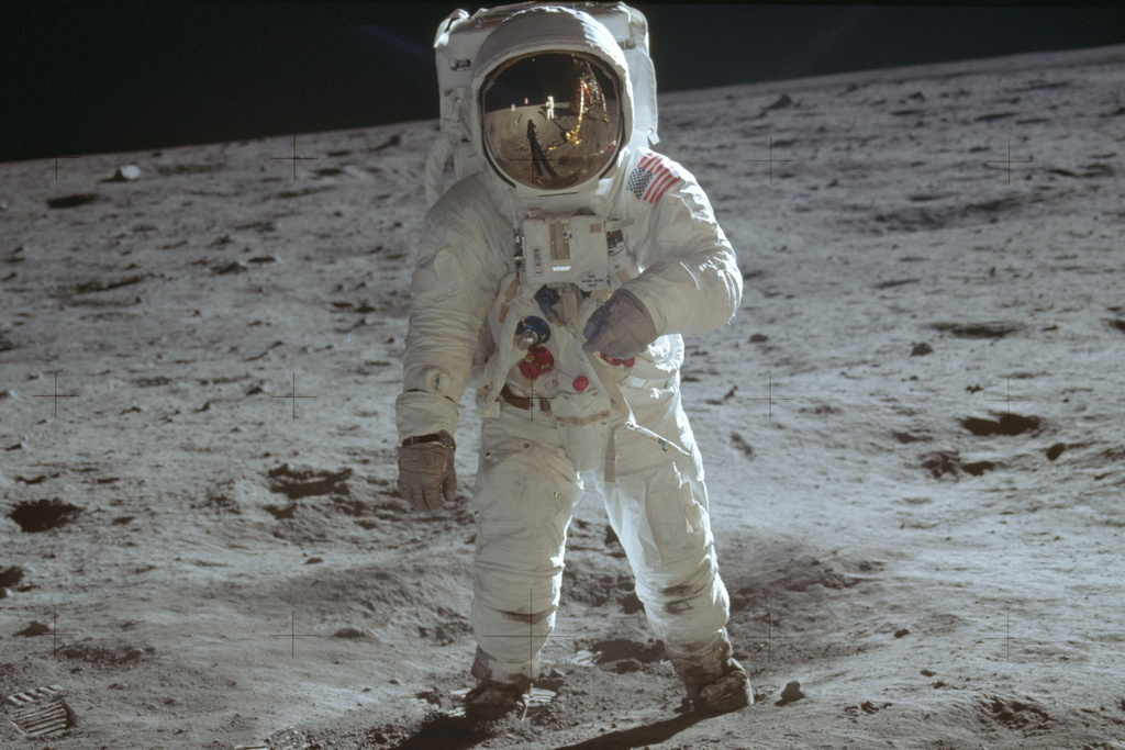 Cinquante ans après l'alunissage d'Apollo 11, la NASA annonce que des astronautes américains devraient bientôt retourner sur la lune (Illustration). 