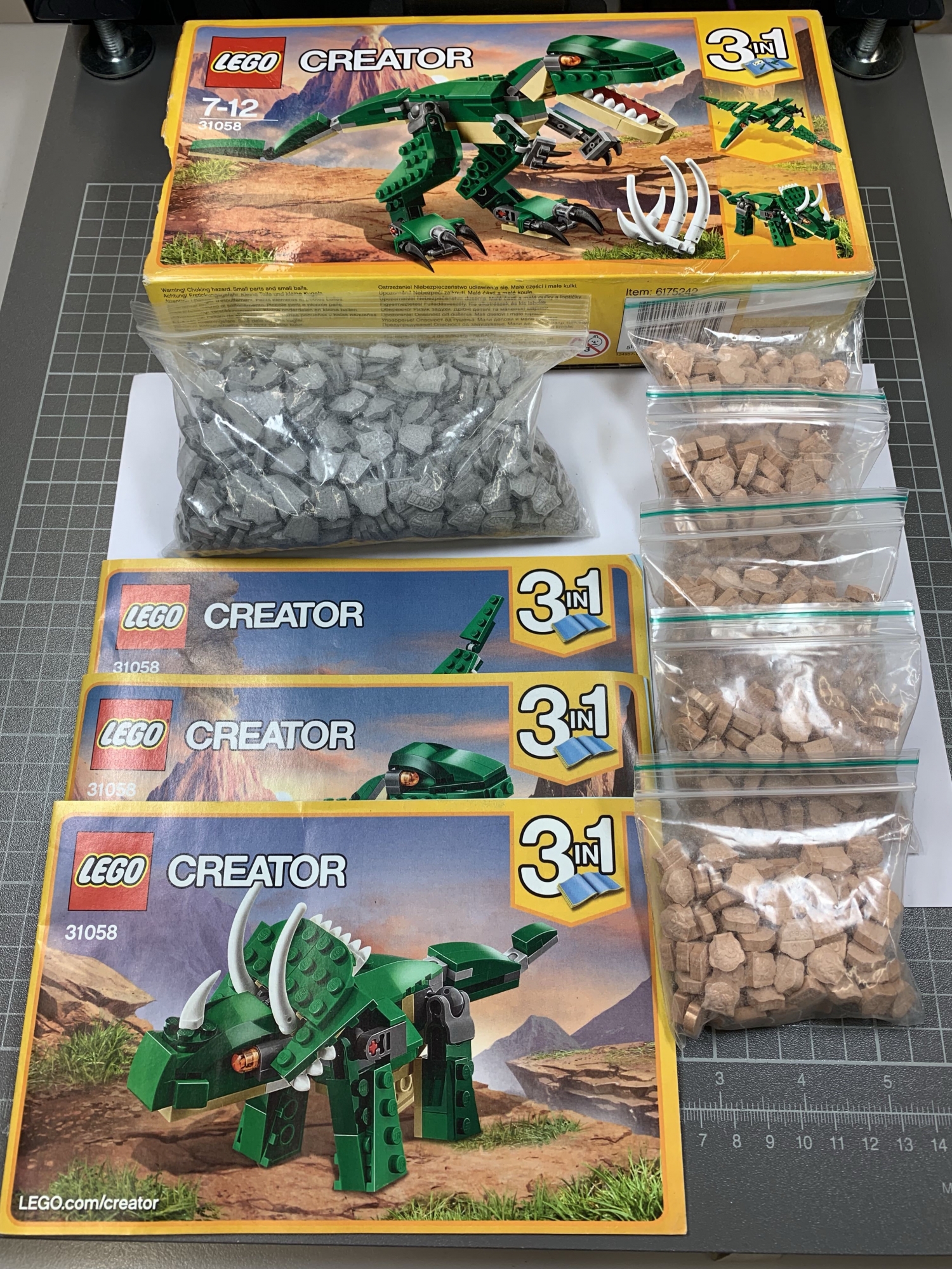 Les boîtes ne contenaient pas de pièces de Lego.