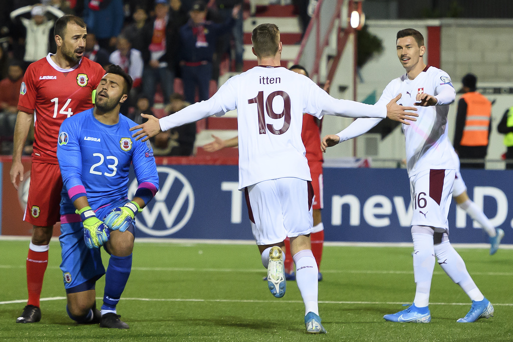 C'est Itten (n°19) qui a ouvert la marque pour la Suisse à la 10e minute.