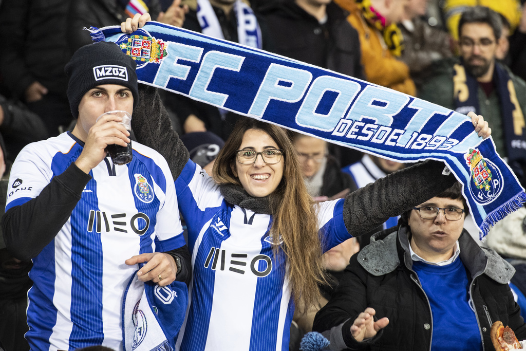 A la sortie du stade de Suisse, à Berne, ce jeudi soir, des fans du FC Porto et des Young Boys se sont provoqués (Illustration)