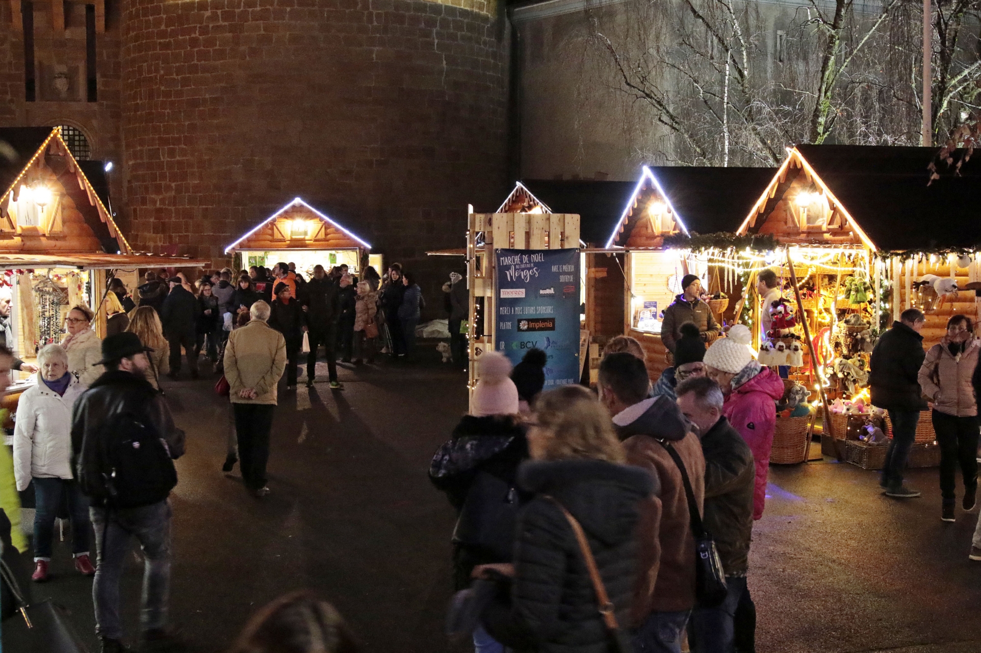 A Morges (photo), comme à Nyon, le marché de Noël est une animation importante dans la vie des commerçants.