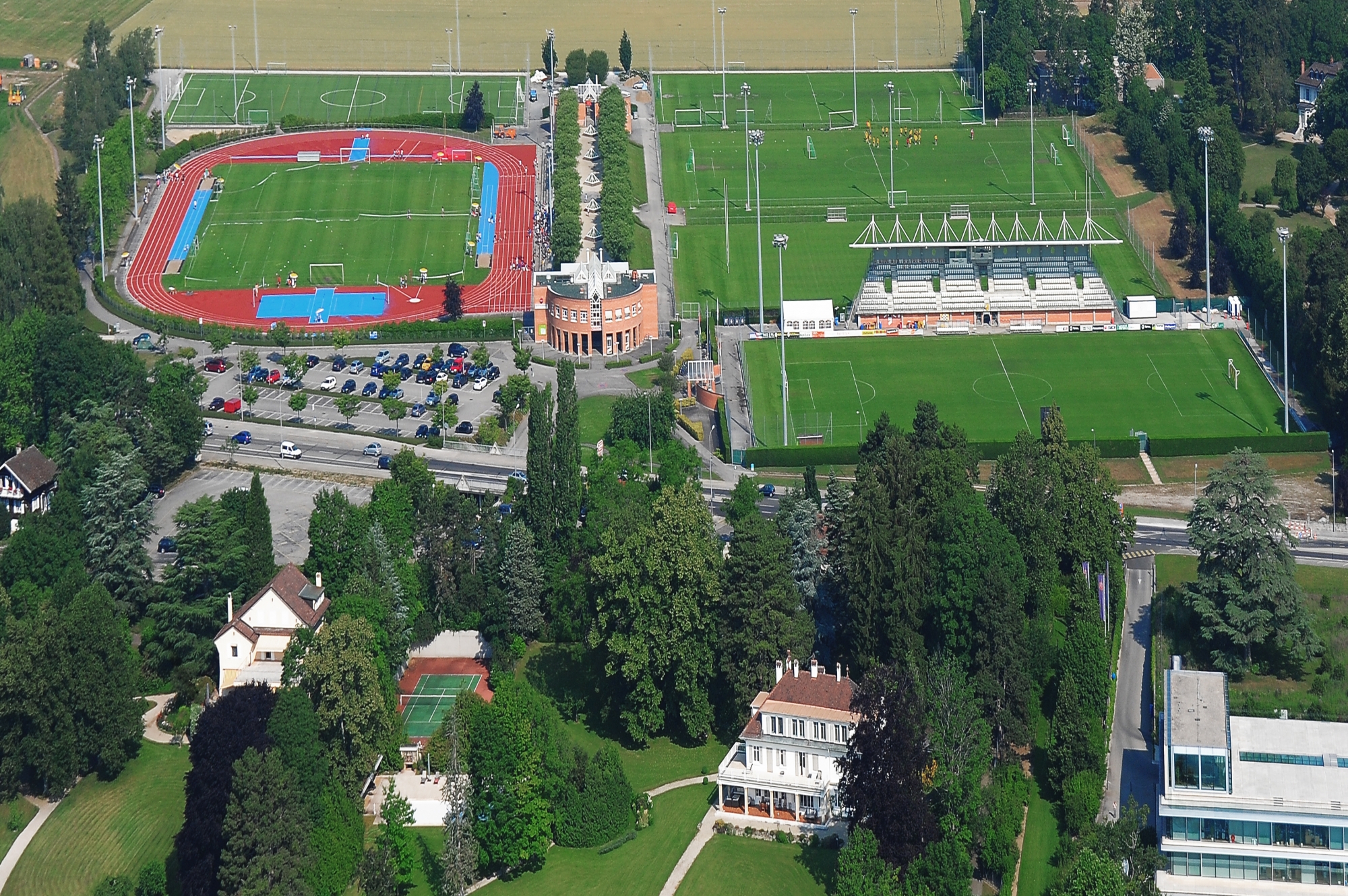 La transformation du centre sportif de Colovray, qui date de 1991, était devenue une Arlésienne.