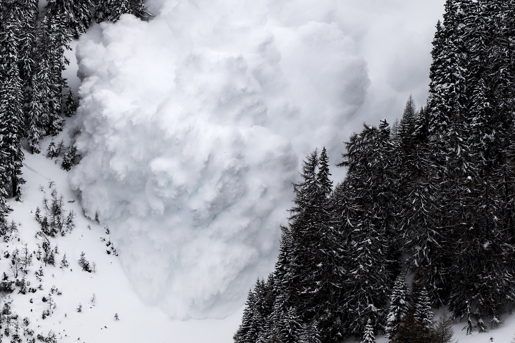 L'avalanche s'est produite vers 11h15 dans la région du Lauchneralp, à quelque 2700 mètres d’altitude, emportant le père. (illustration)