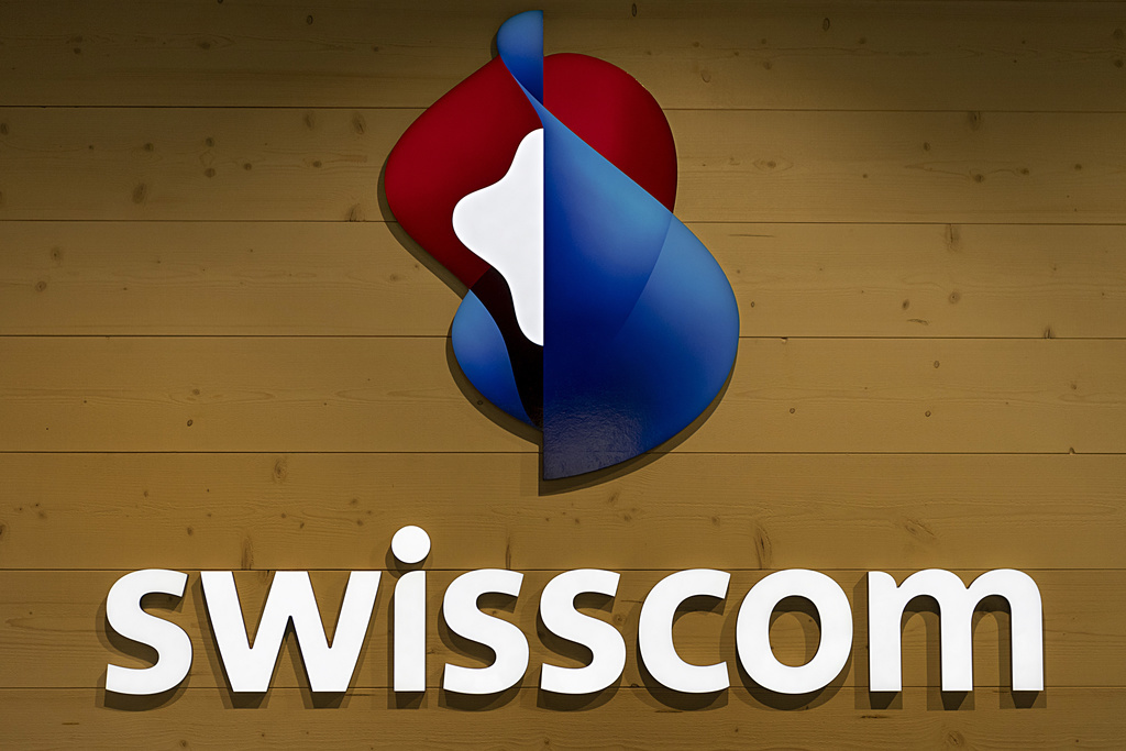 Swisscom et Sunrise affichent des résultats "remarquablement élevés" au niveau de la durée pour établir un appel ainsi qu'en termes de qualité vocale, tant dans les grandes que petites villes, ainsi que le long des voies de communication.