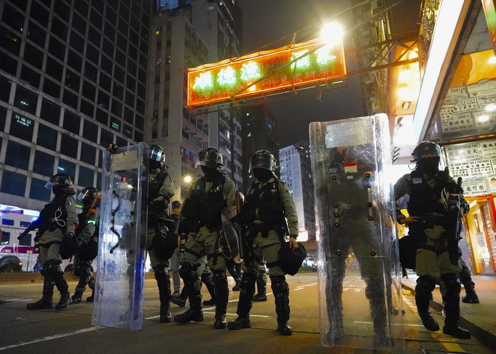 Des affrontements ont eu lieu entre la police anti-émeute de Hong Kong et les manifestants.