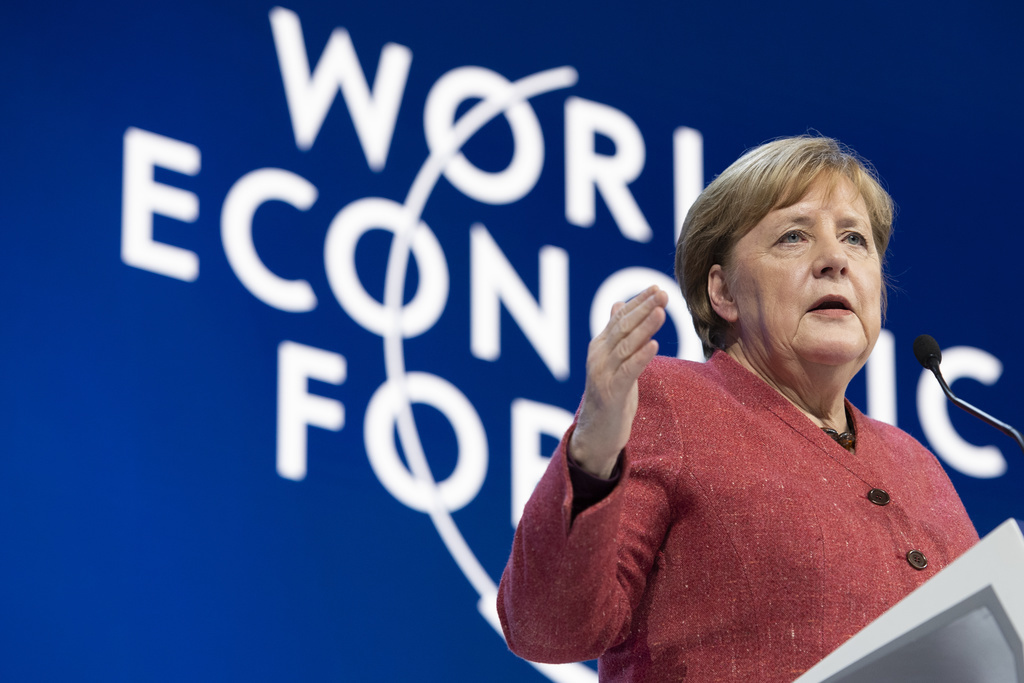 Angela Merkel a appelé la communauté internationale à collaborer contre le changement climatique sans tarder.
