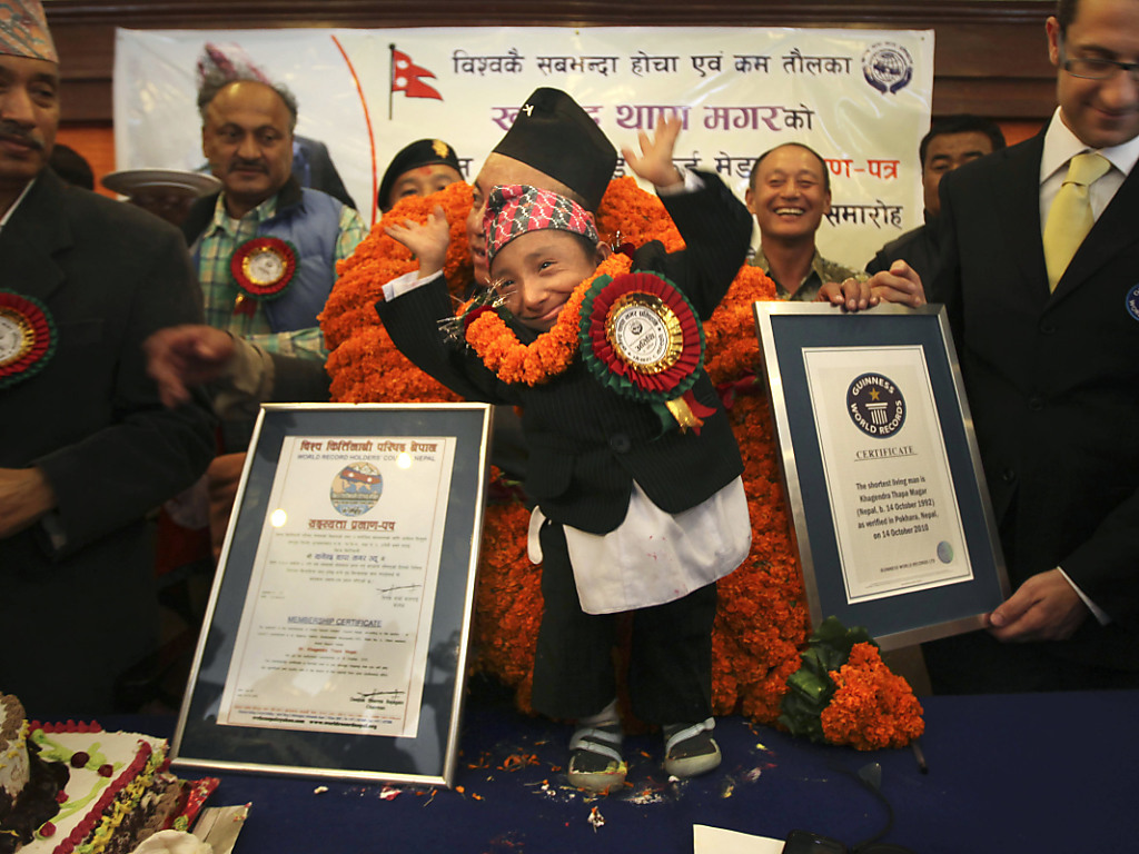 Khagendra Thapa Magar avait une première fois été reconnu en 2010 comme étant l'homme le plus petit du monde pouvant se déplacer sur ses jambes. (Archives)