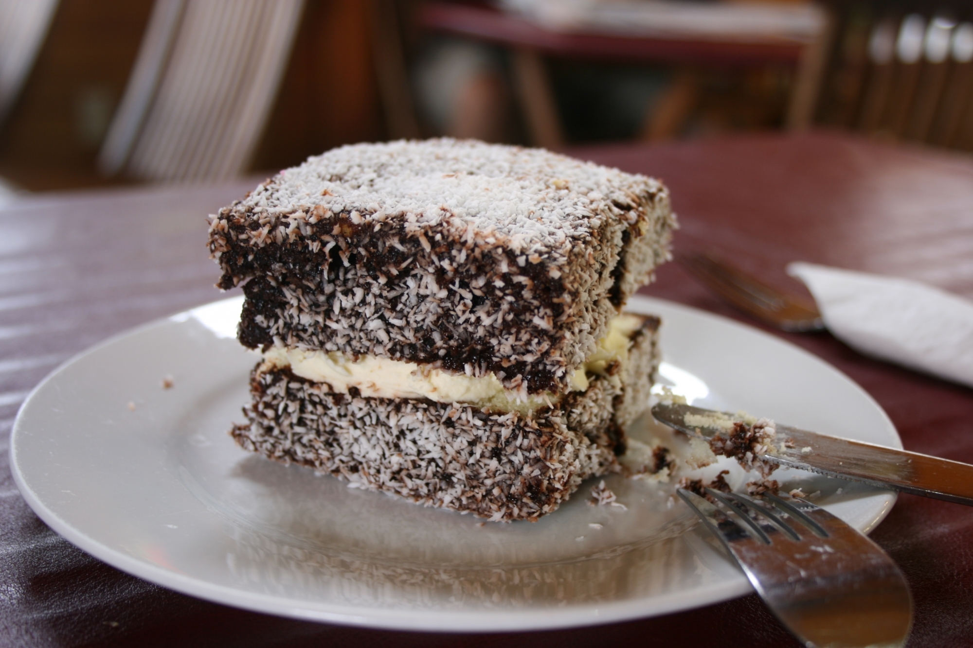 La femme est morte après avoir mangé un lamington.