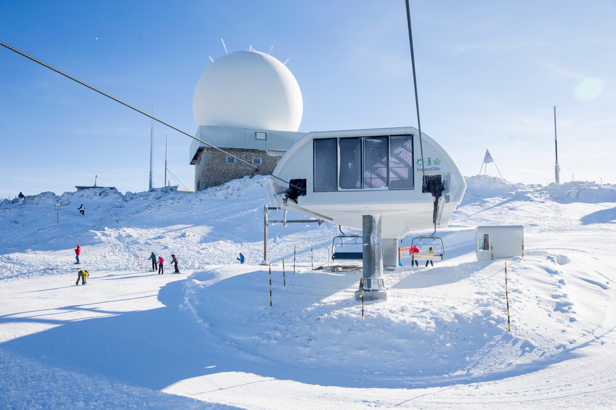 Le haut de la Dôle, photographié en décembre 2019. Depuis, le manteau neigeux est resté suffisant pour skier.