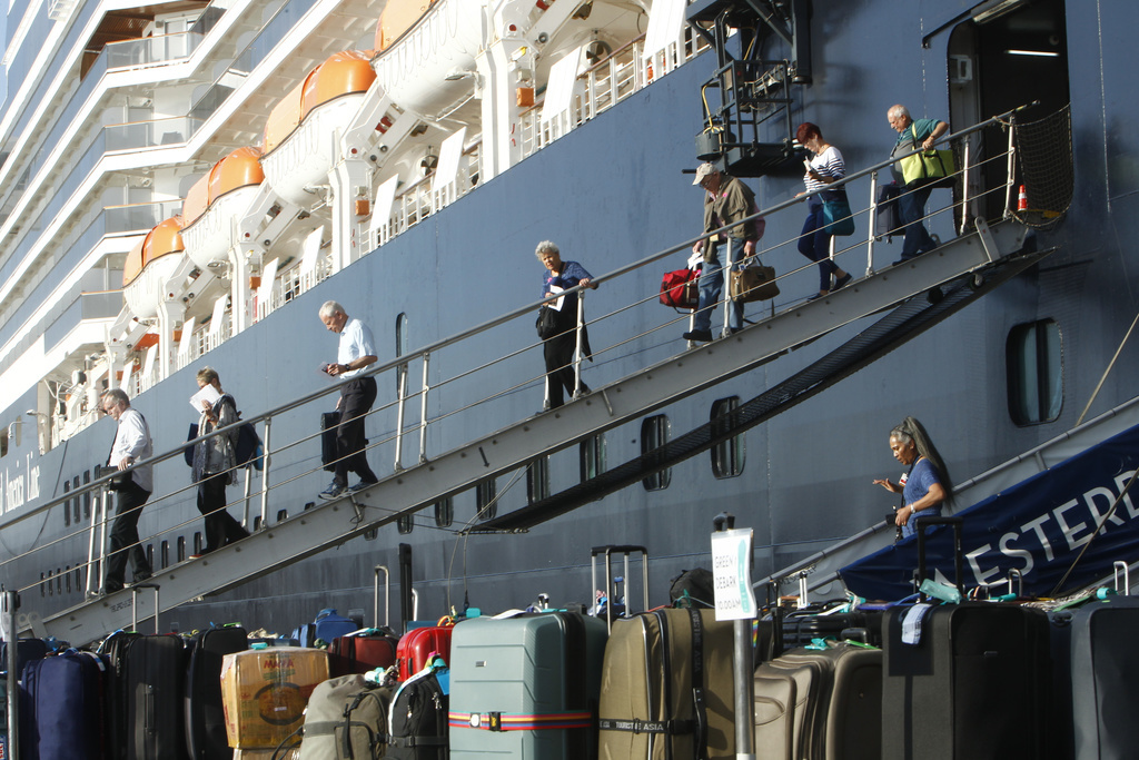 La quarantaine de douze passagers suisses qui avaient séjourné sur le bateau de croisière américain MS Westerdam a été levée.