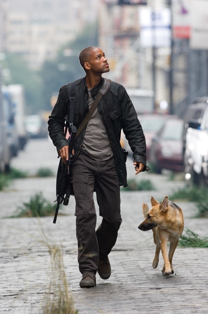 Dans "Je suis une légende", Will Smith déambule seul dans les rues de New York.
