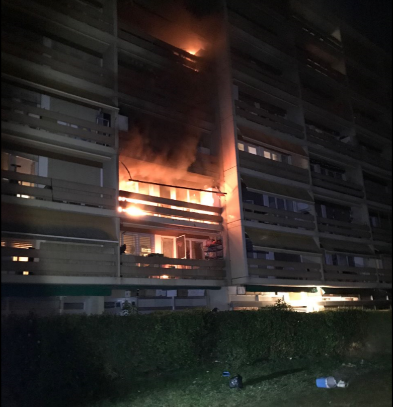 L'incendie a démarré sur un balcon avant de se propager aux autres.