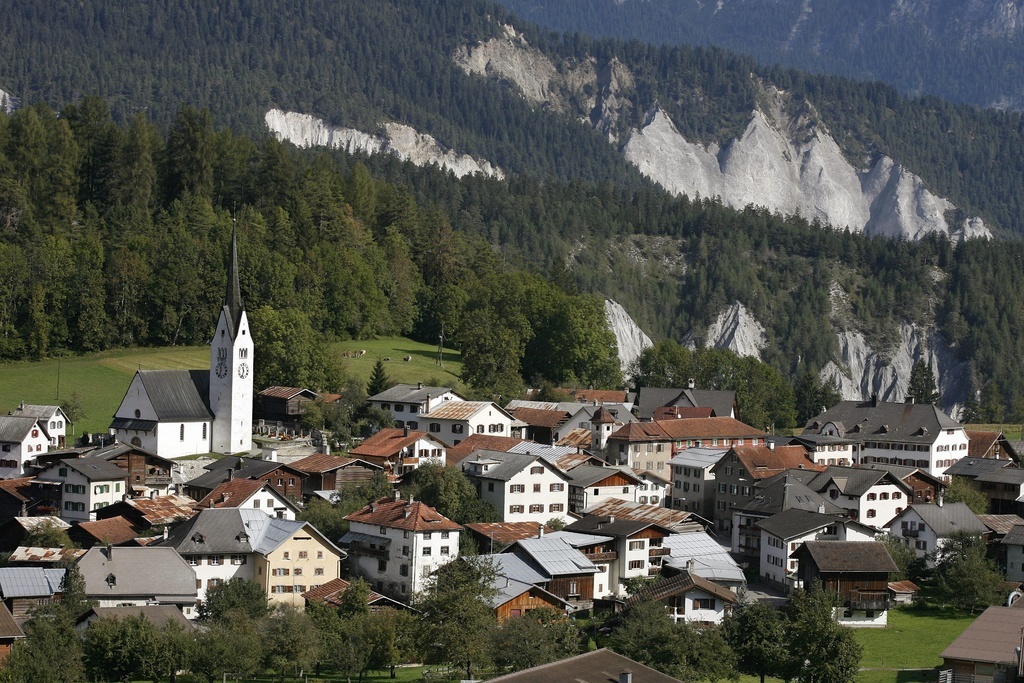 Les Helvètes, comme la plupart des Européens, s'intéresseront cet été davantage aux lieux touristiques proches de leur domicile. (illustration)