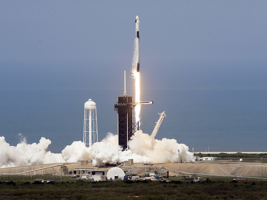 La fusée a décollé vers la Station spatiale internationale.