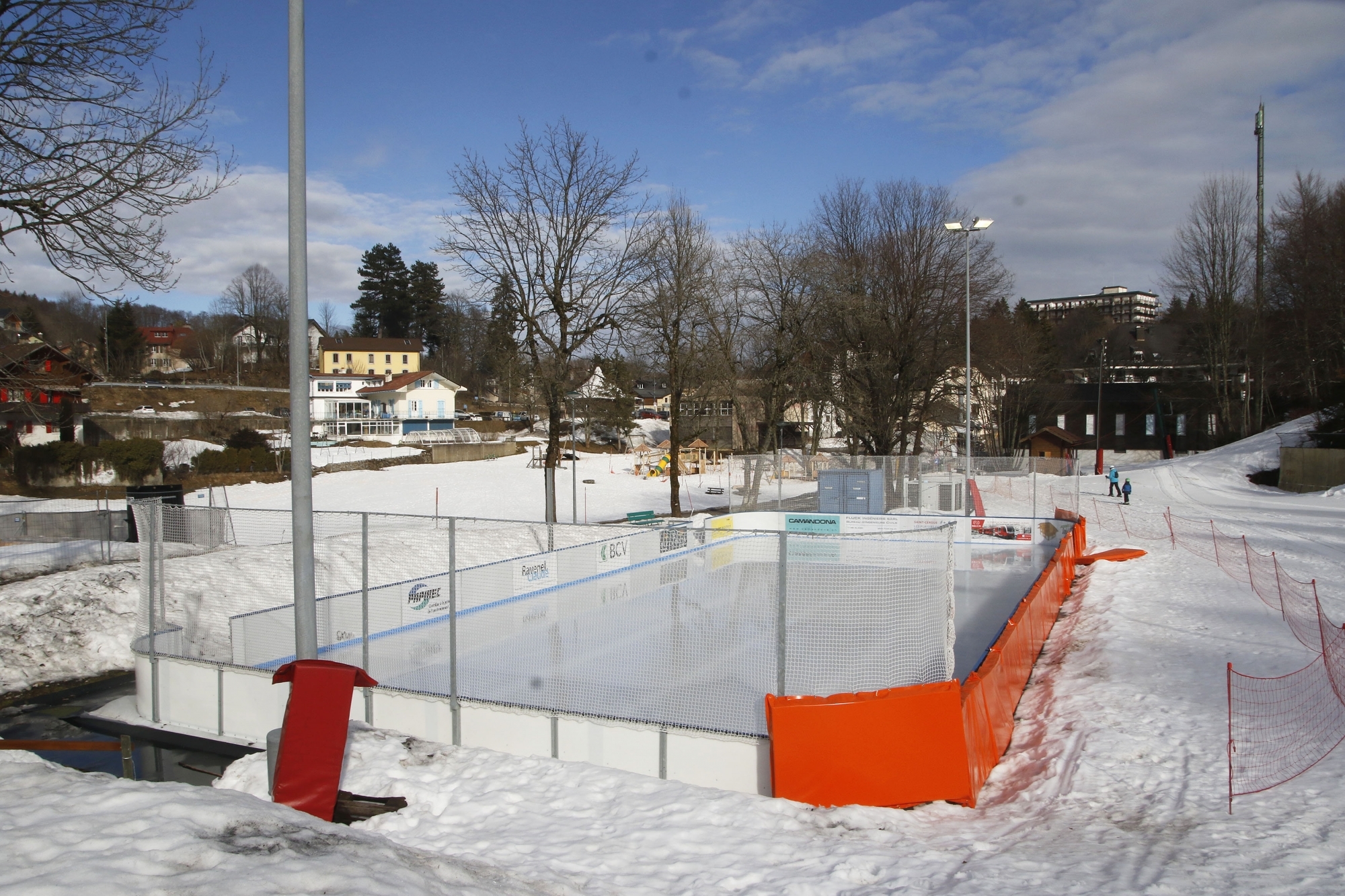 La patinoire de Saint-Cergue, au Vallon, a vécu sa troisième saison cet hiver. 