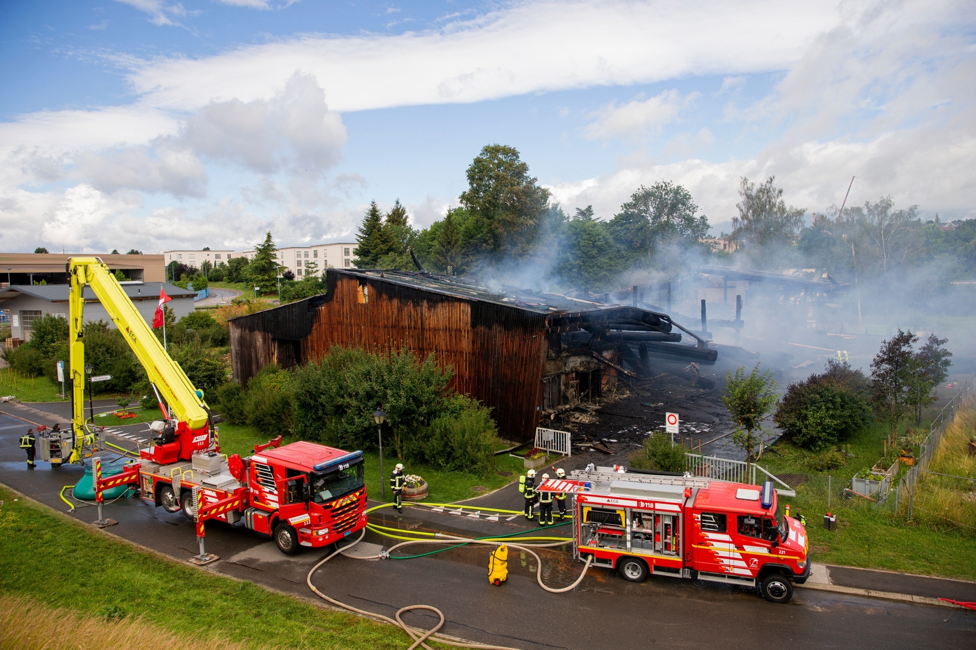 La commune a perdu beaucoup dans l'incendie survenu le 29 juin mais a pu compter sur un élan de solidarité régionale.