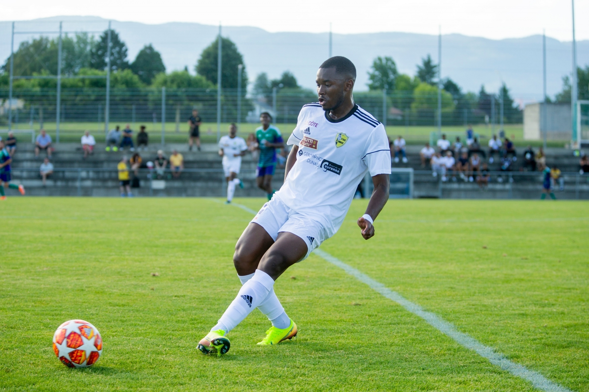 Pour son dernier match à Colovray avant de rejoindre Stade Lausanne-Ouchy, Belly Vumbi a brillé.