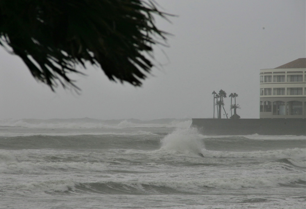 Les Japonais sont appelés à la plus grande prudence avec l'arrivée du cyclone.